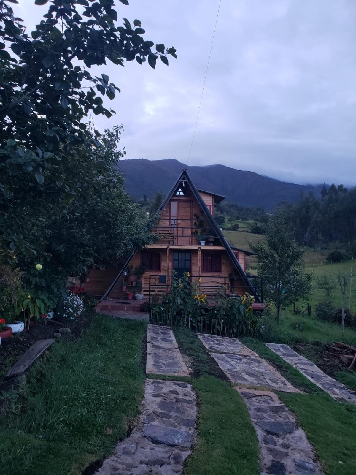 Ines Un Paraiso En Montanas * Duitama
